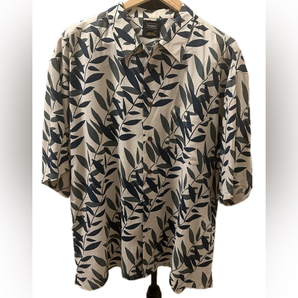 Haggar-short sleeve men’s shirt. Size:XL